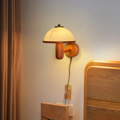 MushroomBeam – Natural Wood Wall Lamp