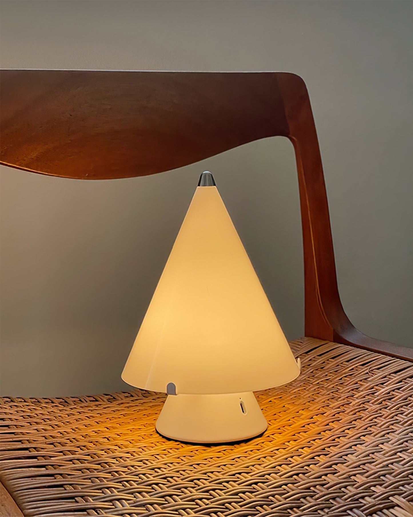 ChicLume - Miza Table Lamp