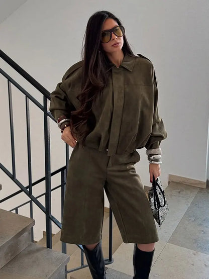Women's Suede Bomber Jacket in Brown and Green – Casual Vintage Motorcycle Coat with Zipper Closure 4