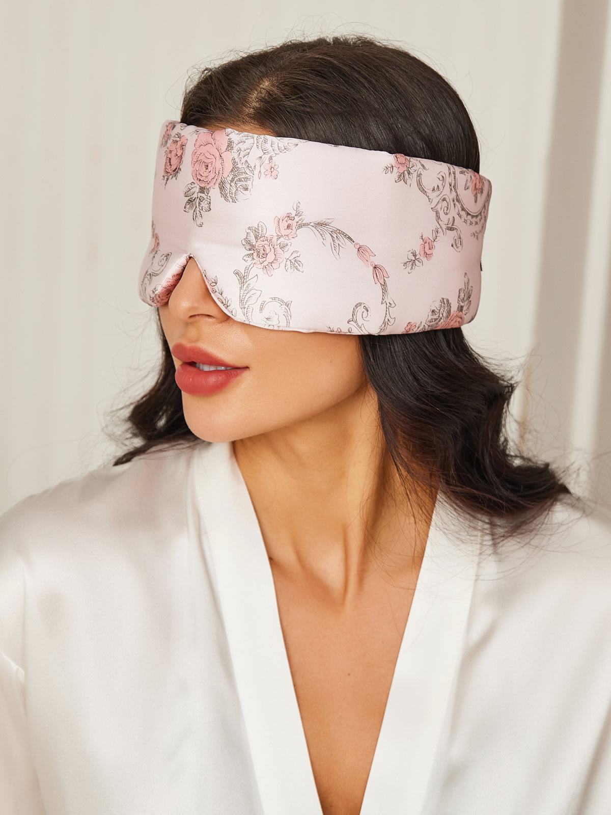 FloralSilk - Elegant Silk Sleep Eye Mask with Floral Print