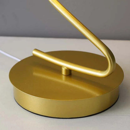 AuraMettle – Elegant and Functional LED Desk Lamp