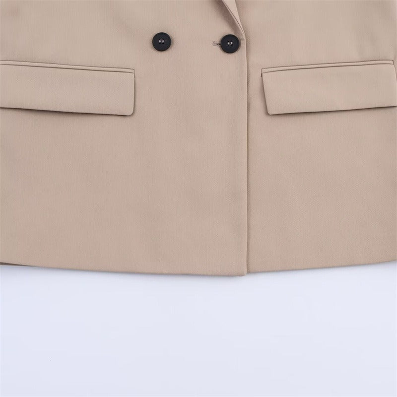 Women's Wool Cape Coat with Button Front and Lapel Collar – Loose Fit Winter Coat for Fall