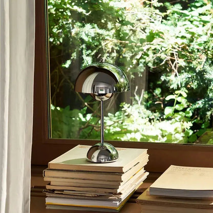 ShroomGlow - Elegant LED Mushroom Lamp