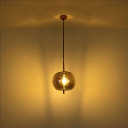 ShadowLuxe - Luz Elegante con un Aspecto Versátil
