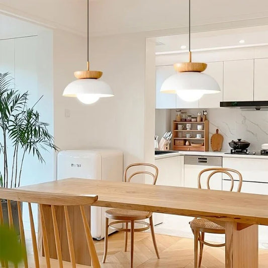 TimberLuxe - Lámpara Colgante de Media Madera Elegante