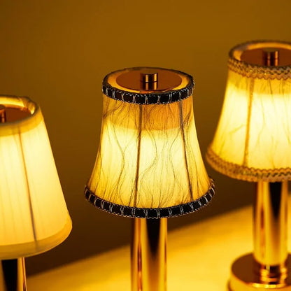 GleamGlow – Modern Brass Table Lamp