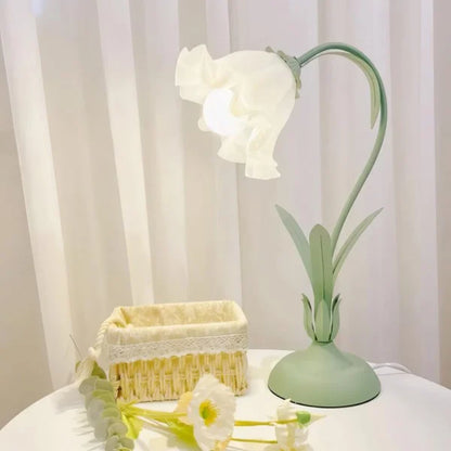 BloomBeam - Adjustable Retro Table Lamp
