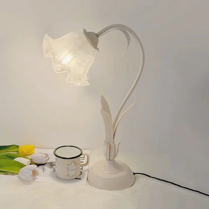 BloomBeam - Adjustable Retro Table Lamp